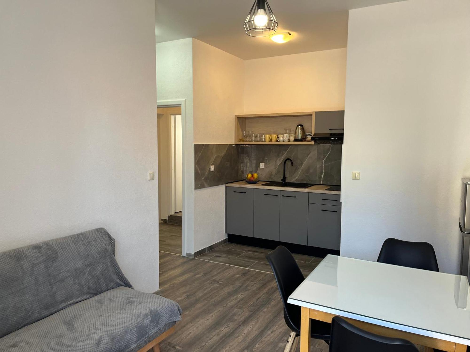 Apartment Makarska M&I, Free Private Parking Exterior foto