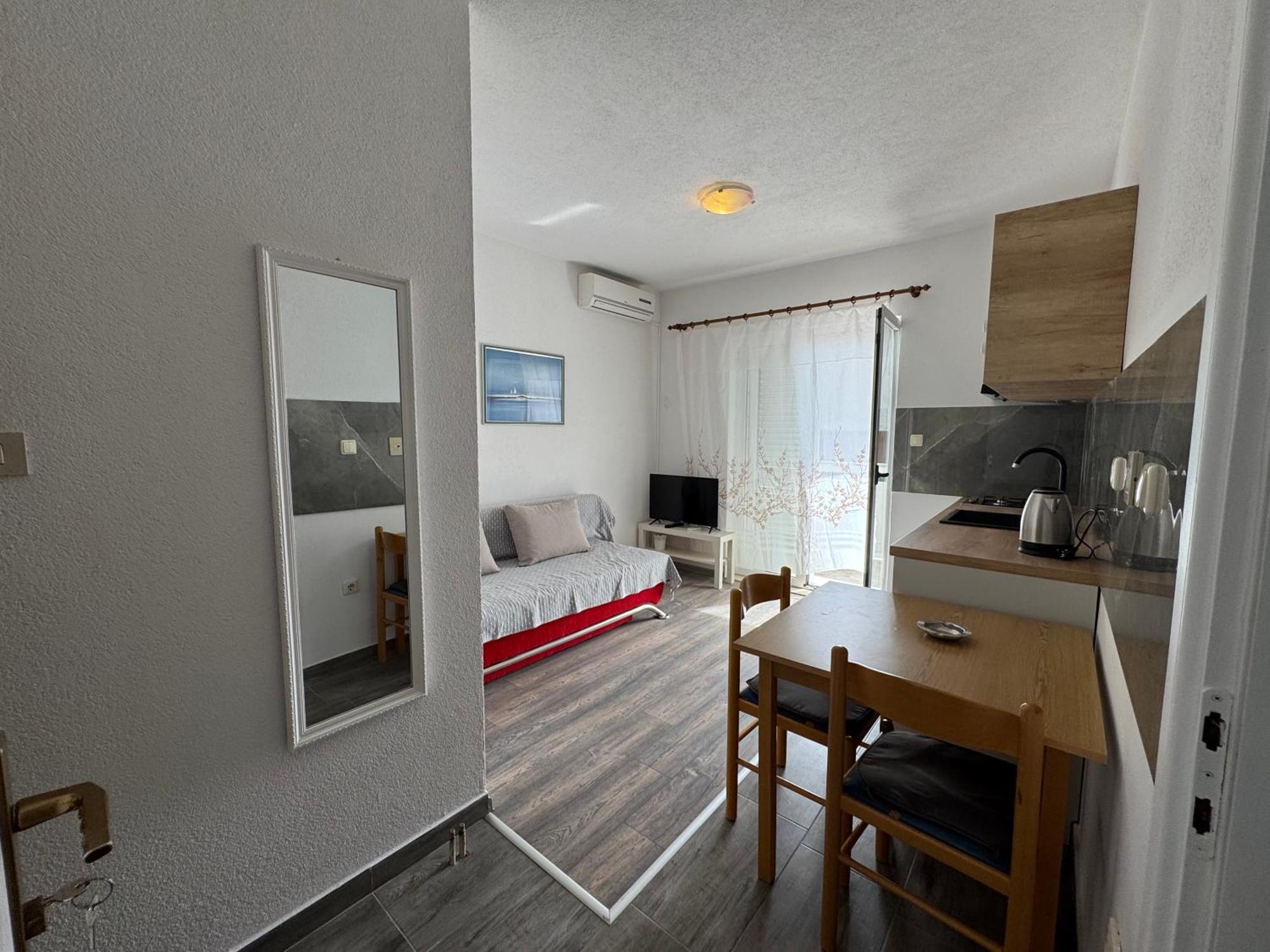 Apartment Makarska M&I, Free Private Parking Exterior foto