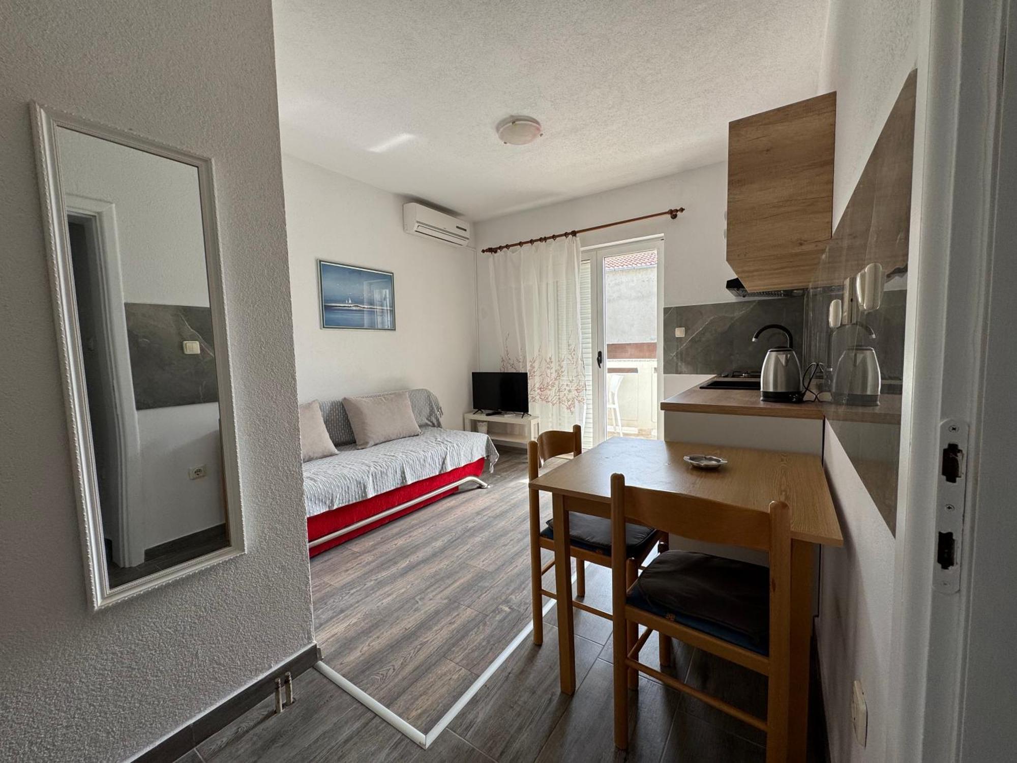 Apartment Makarska M&I, Free Private Parking Exterior foto