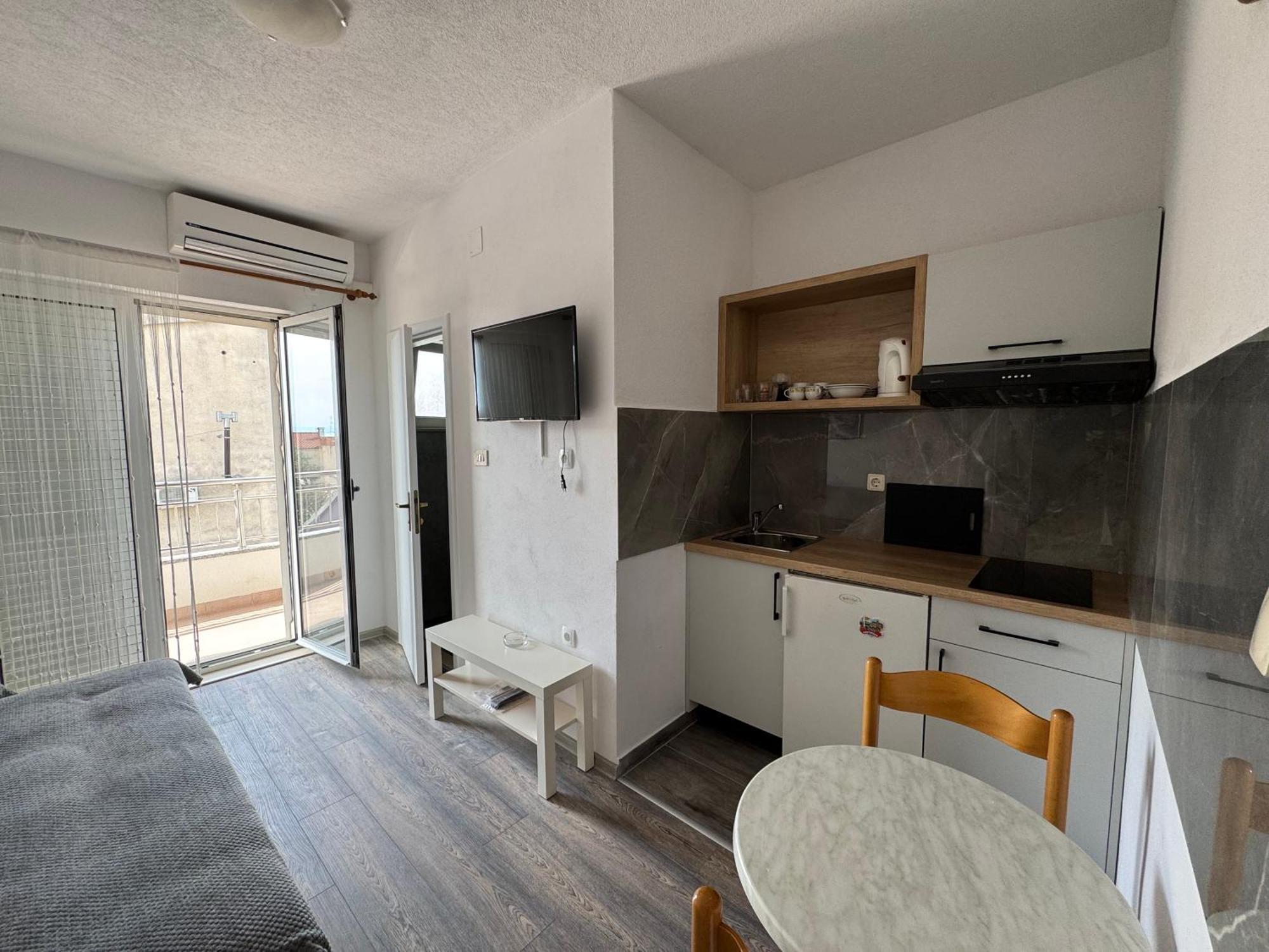Apartment Makarska M&I, Free Private Parking Exterior foto
