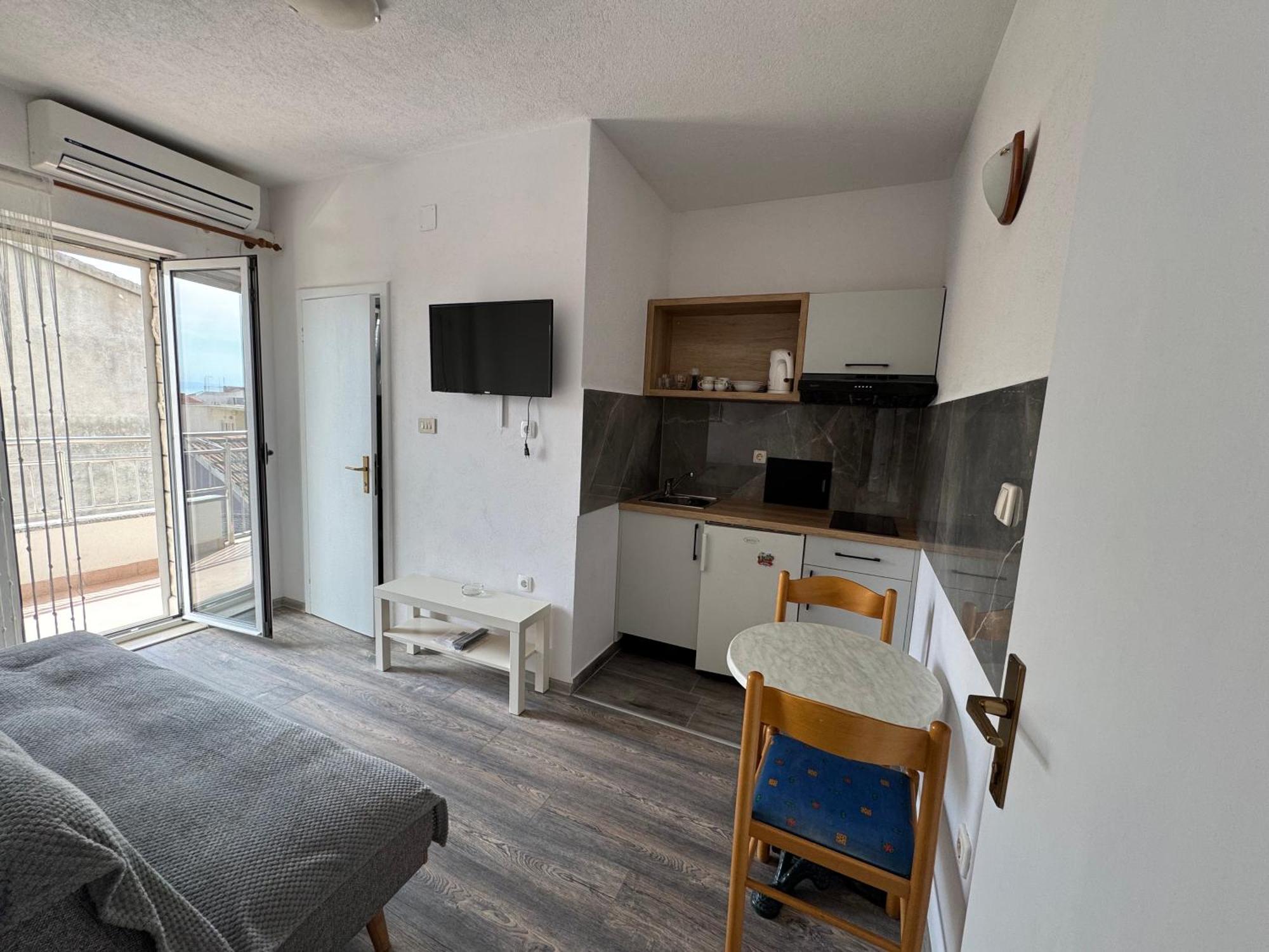 Apartment Makarska M&I, Free Private Parking Exterior foto